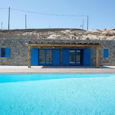 Mykonian Private 2 Bd With Private Pool Fteliá