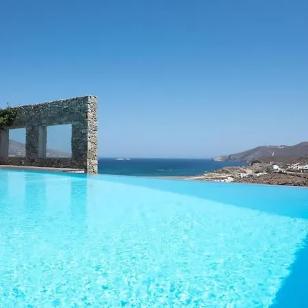 Mykonian Private 2 Bd With Private Pool Fteliá